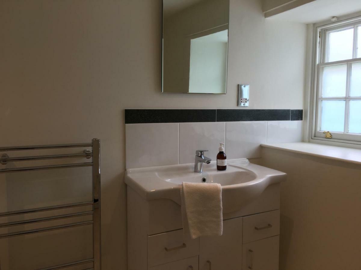 Bed and Breakfast The Scott Arms Kingston  Esterno foto